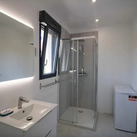 Apartament Bright Cocoon With Terrace In Saint-raphael Saint-Raphaël